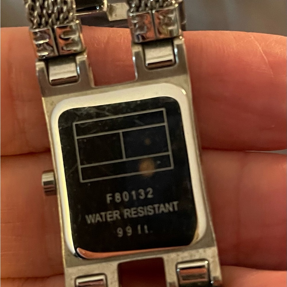 Tommy Hilfiger Watch - Picture 9 of 9
